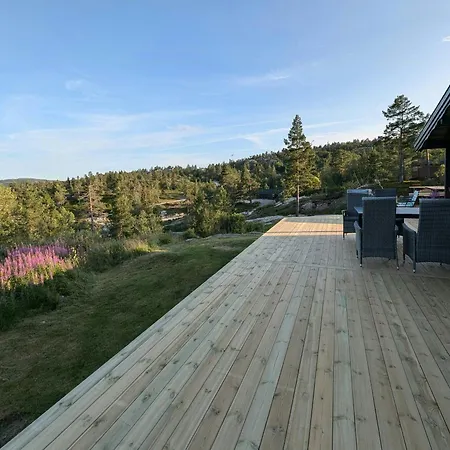 Casa vacanze Modernized Mountain Near Treungen